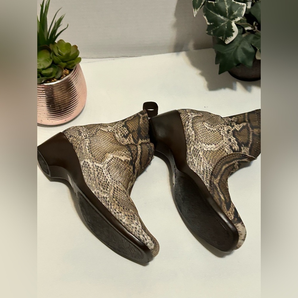 Snakeskin Patterned Ankle Boots